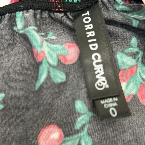 Torrid cute cherry summer top sleeveless - Picture 3 of 4